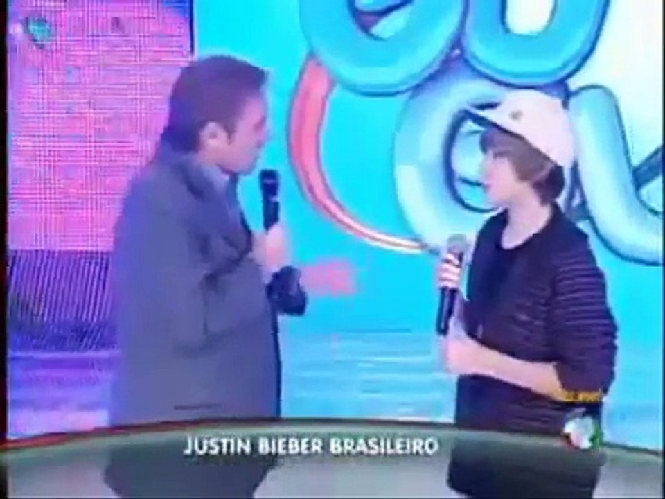 Justin Bieber no Gugu - dublado em Português(Montagem)