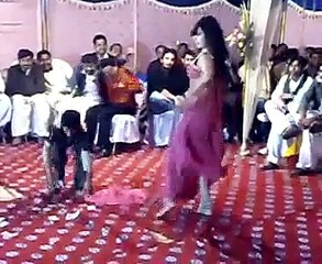 Best ever dance by dancer girl in party