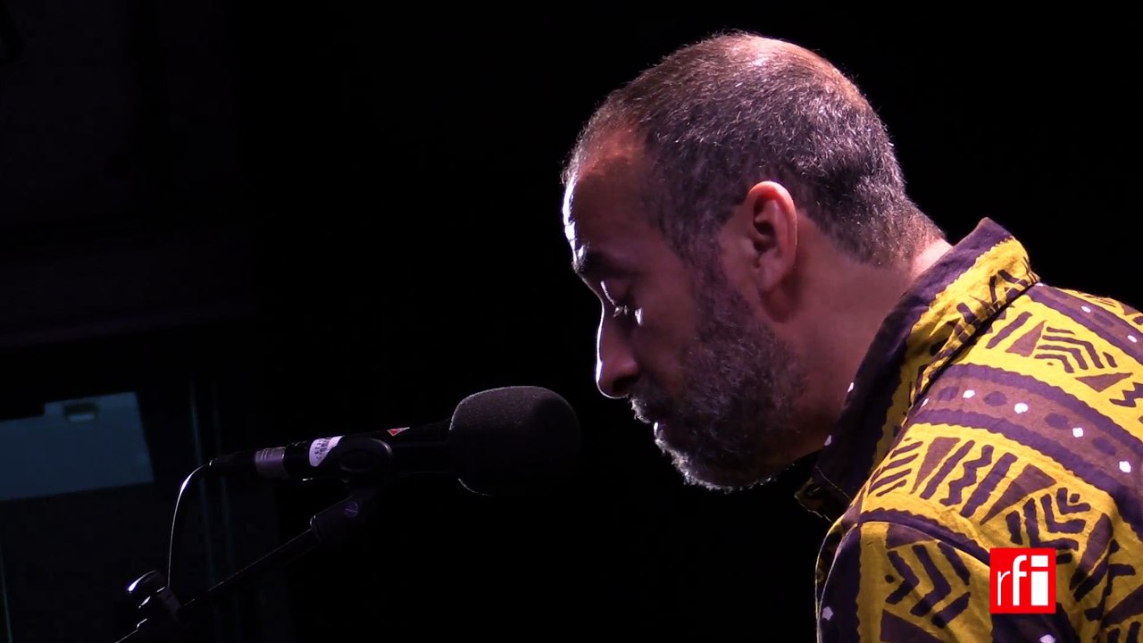 Lucas Santtana-montanha russa sentimental- la Bande Passante RFI