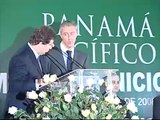 Panamanian President Martin Torrijos and Jaime Gilinski at the Panama Pacifico signing ceremony