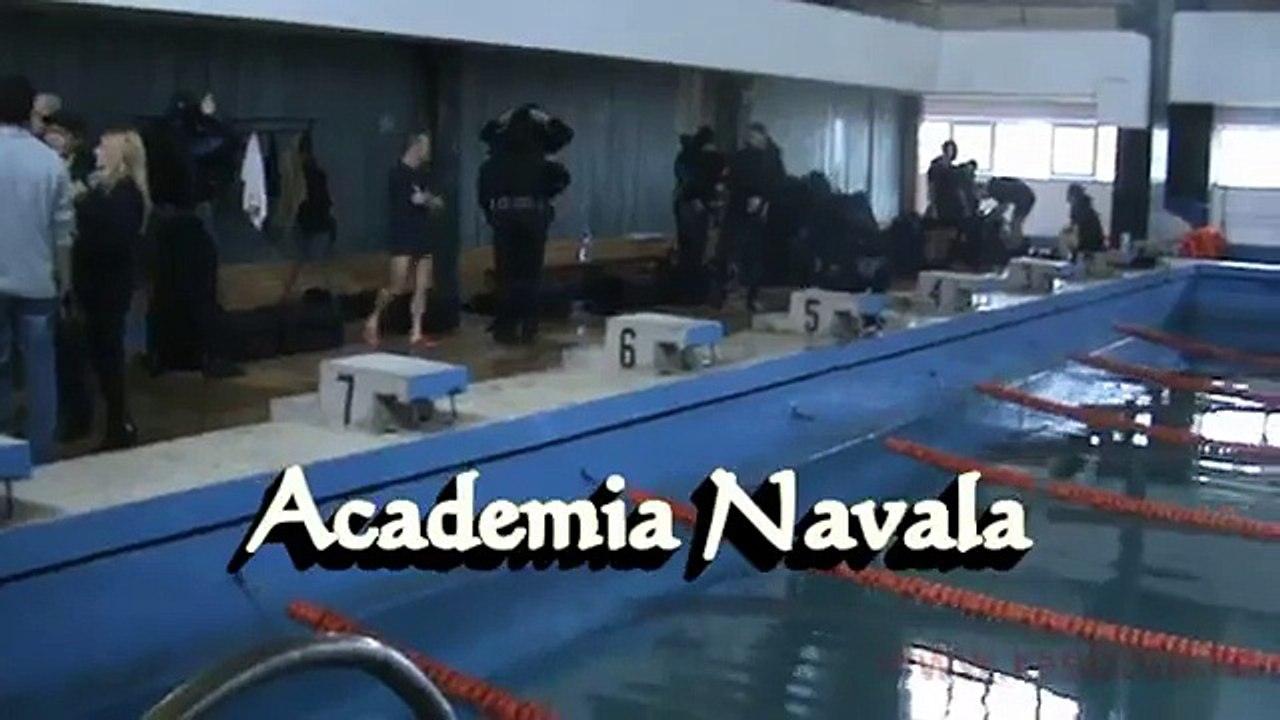 Exercitii de scufundare la Academia Navala