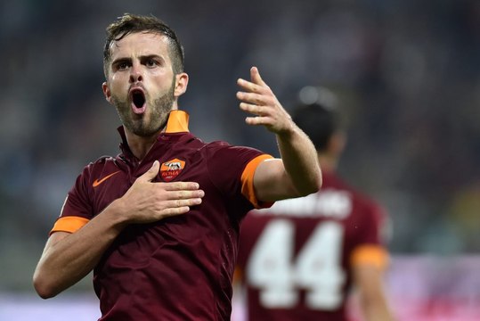 MIRALEM PJANIC HITS STUNNER AS Roma v. Manchester City-ICC 21.07.2015