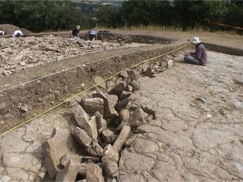Le site à stèles des Tourès au Vialaret, Saint-Jean-et-Saint-Paul, 2008