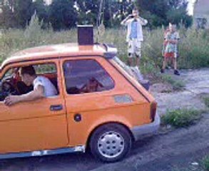 palenie gumy fiatem 126 p