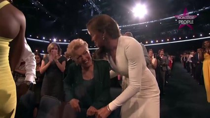 Caitlyn Jenner dévoile son plus gros complexe, "Ça a été un peu diffi­cile pour moi de me regarder"