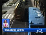 Conductores de transporte pesado son captados invadiendo el carril exclusivo