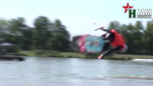 Grosse chute en Wakeboard - Fail et Faceplant énorme