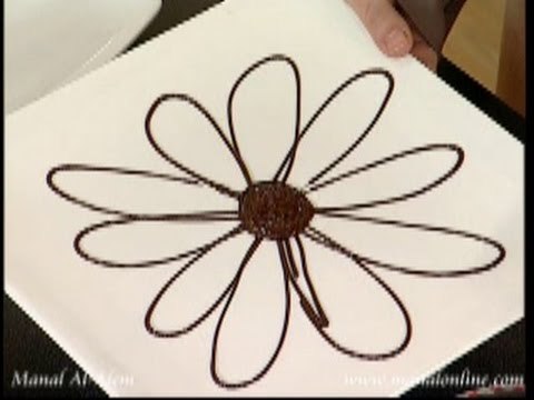 افكار لتزيين الاطباق بالشوكولاتة - مطبخ منال العالم