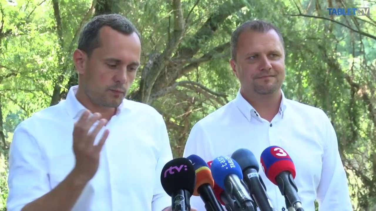 ZÁZNAM: R. Prochádzka a A. Hrnčiar zareagovali na výzvy premiéra Roberta Fica