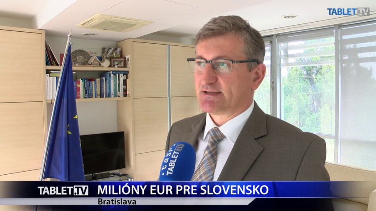 EÚ schválila milióny eur na diaľnice a železnice na Slovensku