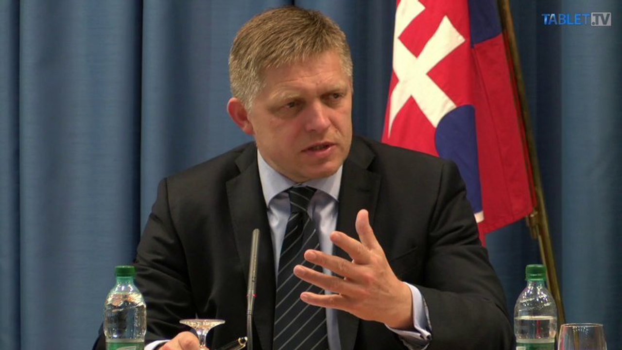 ZÁZNAM: R. Fico, P. Kažimír a M. Filko o aktuálnej makroekonomickej prognóze