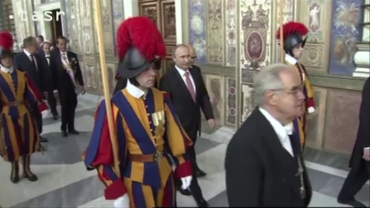 Pápež František prijal Vladimira Putina na súkromnej audiencii