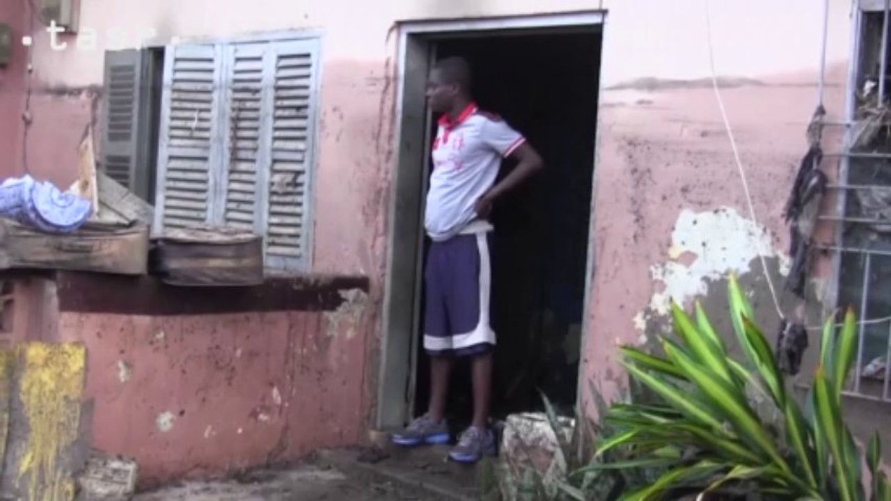 Ghana: Výbuch na čerpacej stanici spolu s povodňami si vyžiadal 150 obetí