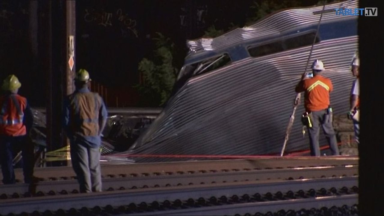 Najmenej päť obetí si vyžiadalo vykoľajenie vlaku vo Filadelfii