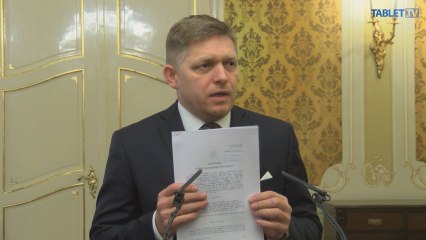 SLOVENSKO ZIADA VRATIT 492 MILIONOV EUR 28.4.2015