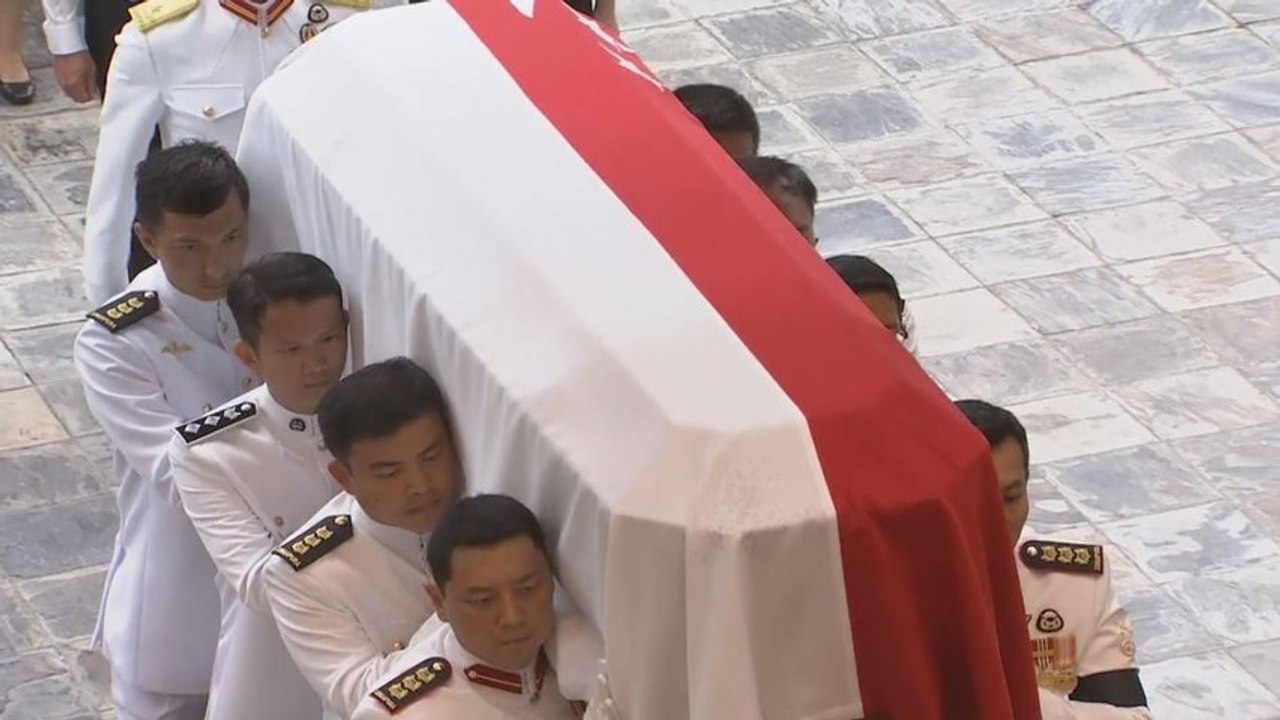 Singapur obžaloval chlapca za video proti zosnulému premiérovi