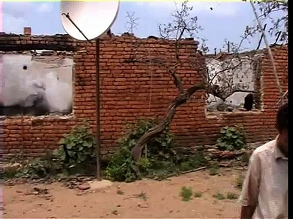 Kosovo, Serb massacres of two families in 1999