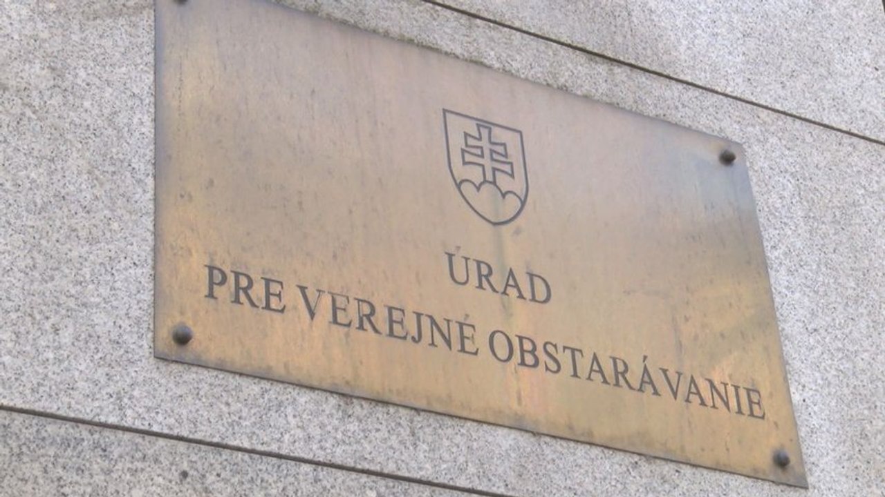 ÚVO: Diaľničiari musia zrušiť súťaž na elektronické diaľničné známky