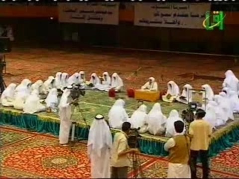 Enfant qui récit du coran