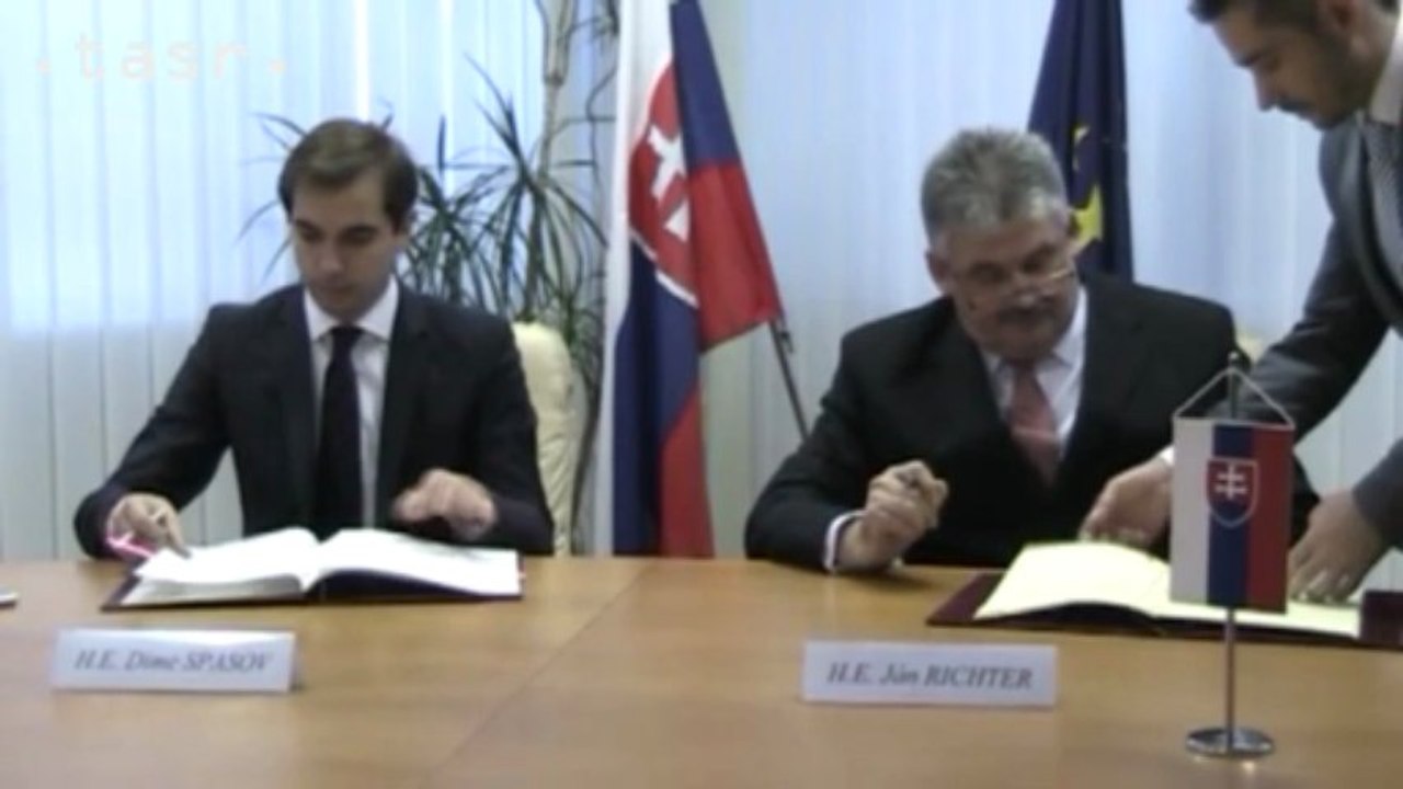 RICHTER: Zmluva s Macedónskom zabezpečí započítanie rokov práce do dôchodku