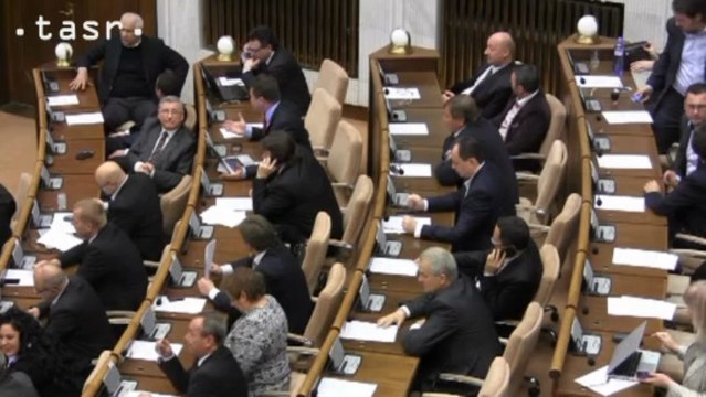 =tasr= SCHODZA NA ODVOLANIE FICA 8.11.2014.mp4