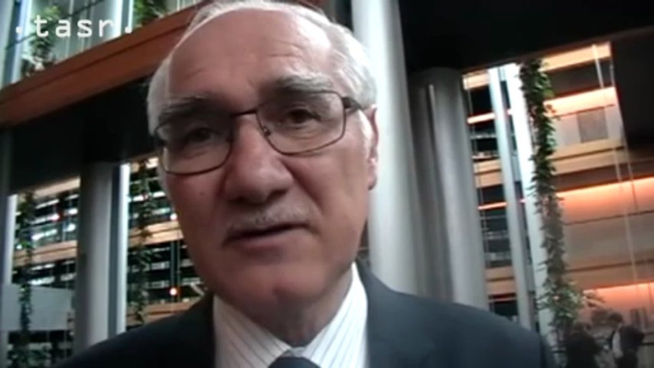 =tasr= MIKOLASIK O VYZVACH NOVEJ EK 22.10.2014.mp4
