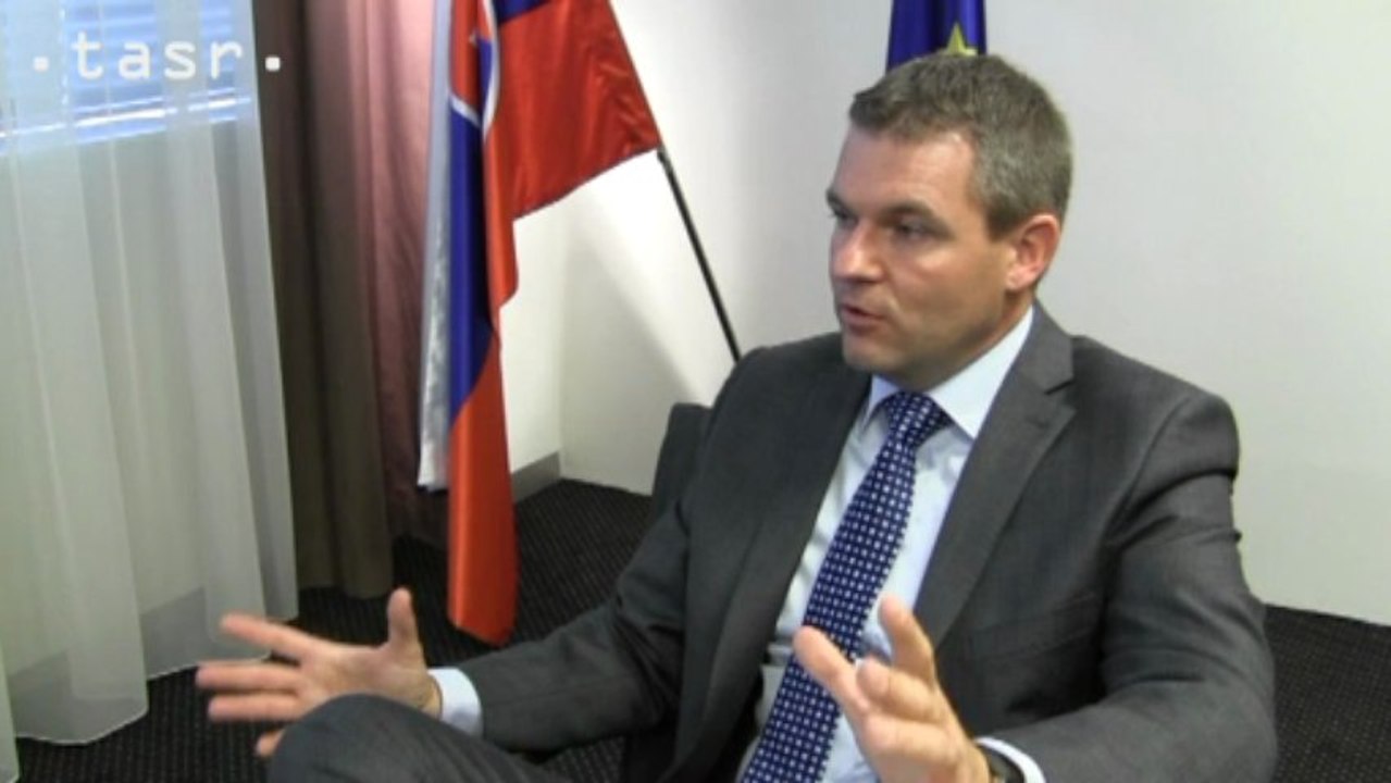 =tasr= PELLEGRINI BY ZRUSIL NEKVALITNE SKOLY 29.8.2014.mp4