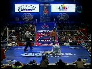 Hijo del Fantasma vs. Averno ( CMLL Middleweight Championship).