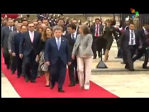 Colombia: Santos Calls for Rivals to Back Peace Process