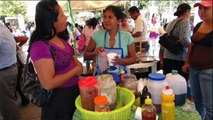 Jóvenes emprendedores y mujeres organizadas realizan: Primer mercado solidario