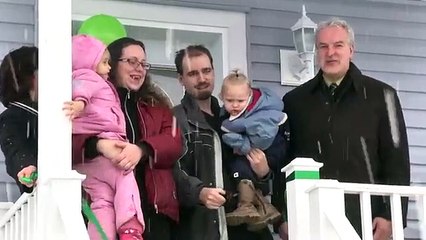 Habitat pour l'humanité : une maison en cadeau, pour une famille de sept - Estrie Plus