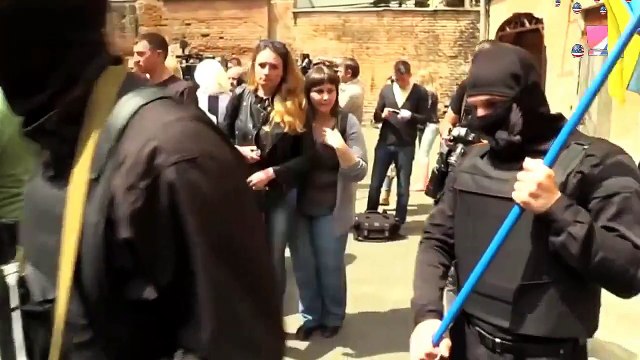 Украинский Кризис- Военные Преступления -Зверства совершались Украинской Армией![ENG SUB]