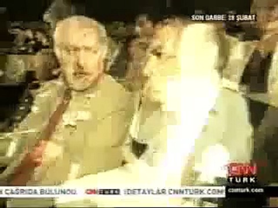 EMIN COLASAN, CEVIK BIR'E "DARBE MI YAPACAKSINIZ" DIYE SORDU