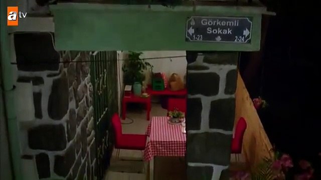 [LOL EXA] Özgür Çevik - El Gibi Kırgın Çiçekler 4. Bölüm - atv