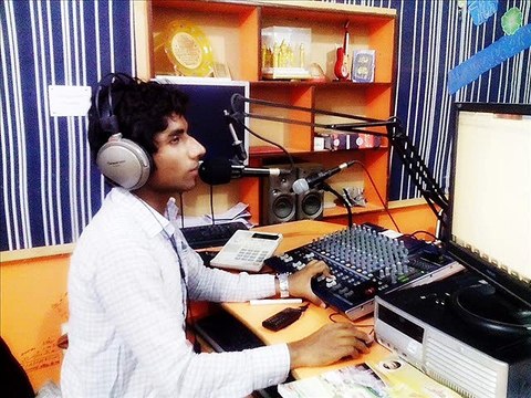 Islaaf Ki Dastak - Muhammad Ayub Sabir - Poetry Chunk By RJ ShahRoz Rai