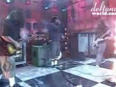 Deftones - Bloody Cape (Live)