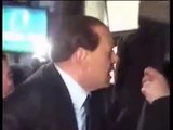Berlusconi aggredito: una farsa?