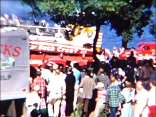 Unlimited Hydroplane Gold Cup 1955 Seattle-Such Crust III, Tempo VII,  Gale V