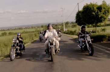 Je suis Mort mais j'ai des Amis - Extrait (4)