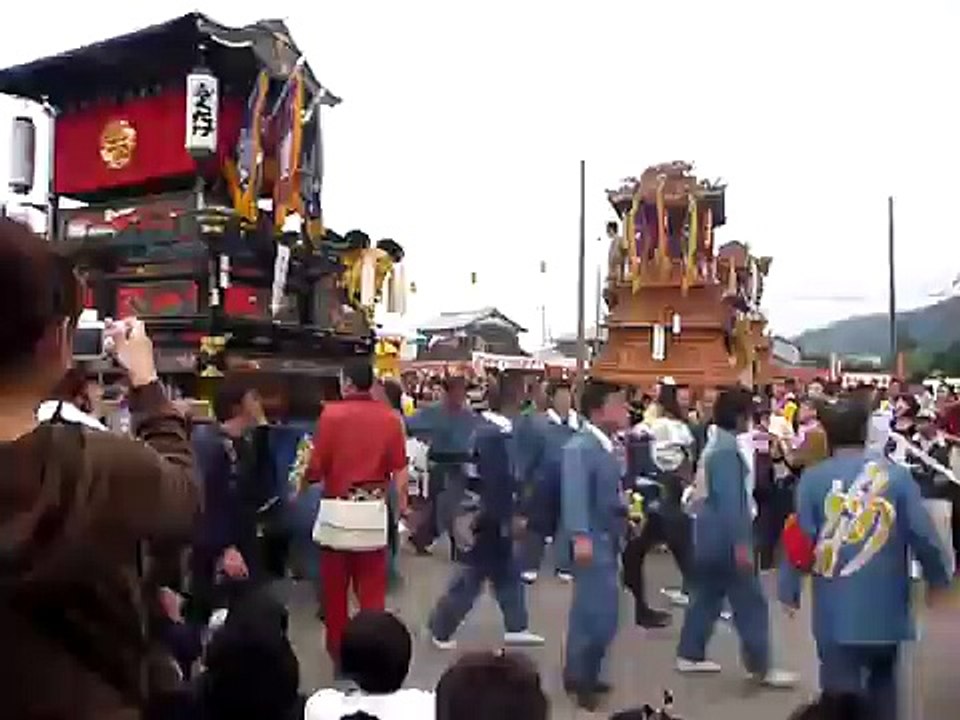 テノール歌手秋川雅史さんが参加しているだんじり