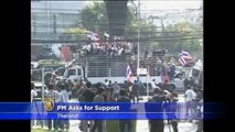 Tearful Thai Prime Minister Asks Protesters to Clear from Bangkok