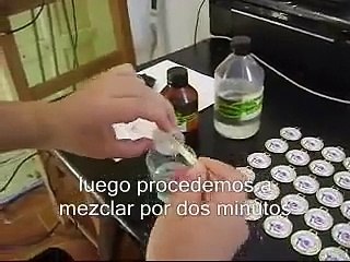 Como aplicar Acrilico Liquido en medallas