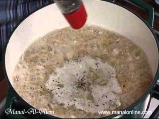 شوربة الدجاج بالشعيرية2 - منال العالم