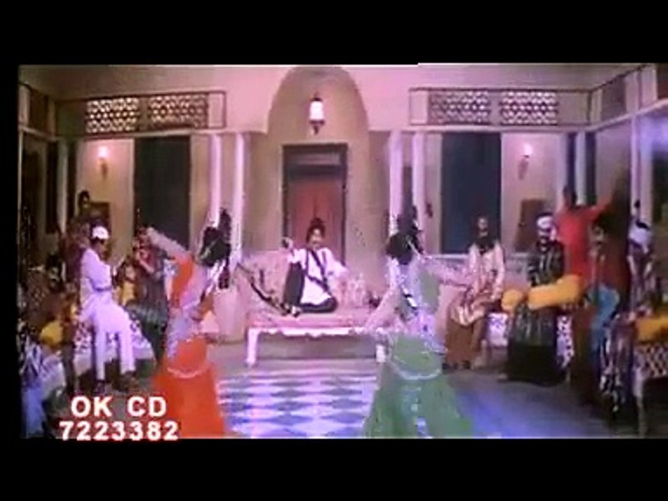 AAKH SHARMELY UTON KAJREY DI DHAAR    PAKISTANI PUNJABI FILM MUJRA