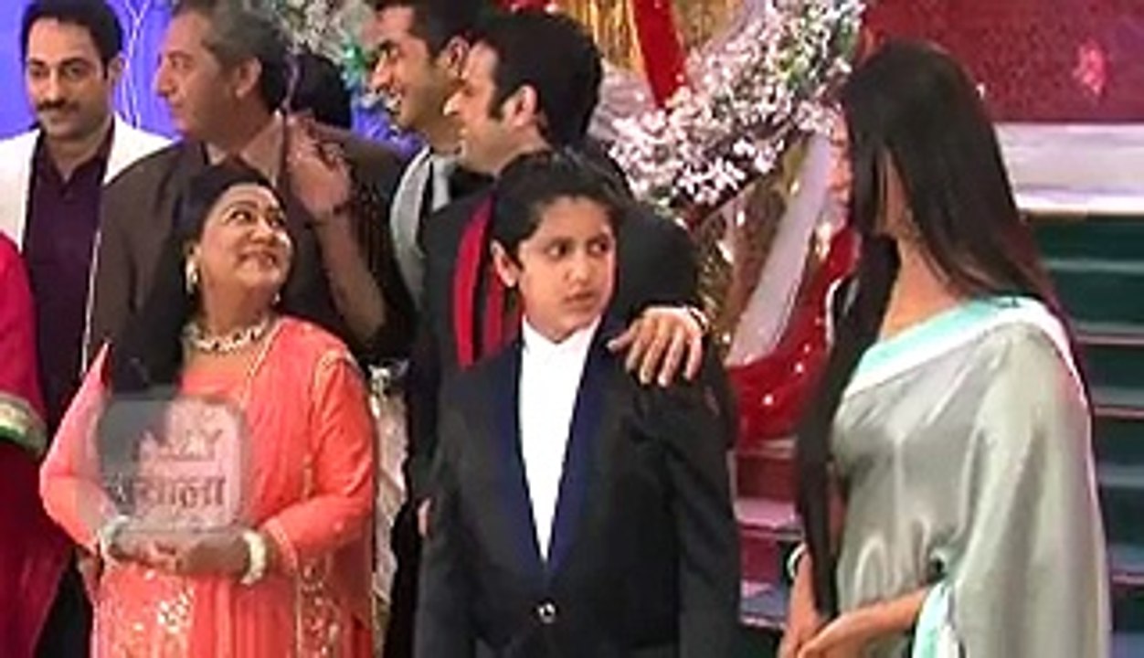 Yeh Hai Mohabbatein 20th July 2015 Ishita To Announce Her Pregnancy Soon  By Daily Fun