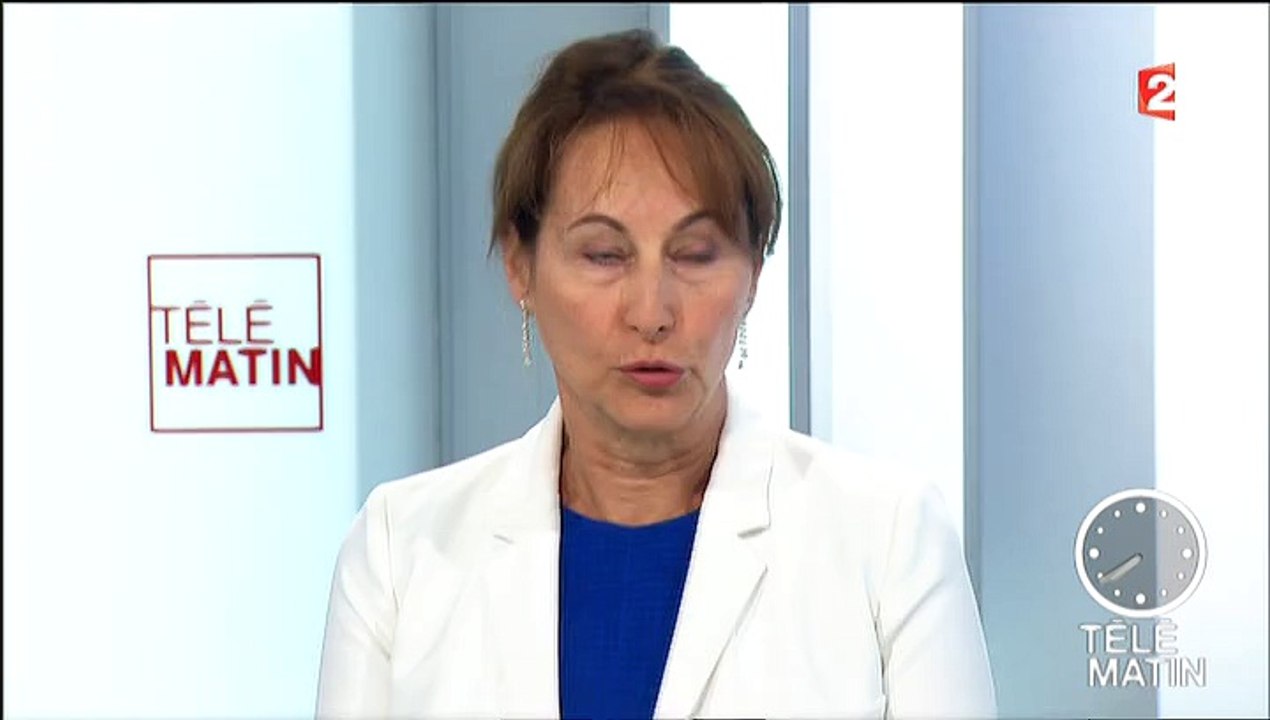 L'interview de Ségolène Royal perturbée par un énorme bruit de vaisselle cassée