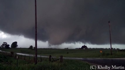 Monmouth, IL Wedge Tornado