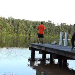 Having Fun with Friend - Buzz