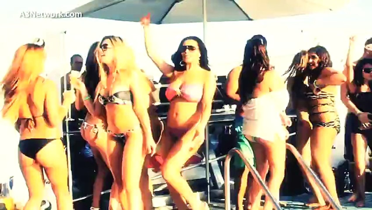 Armin van Buuren  RX Pool Party
