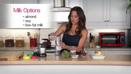 Make a Protein Shake with Brooke Burke
